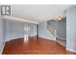 60 - 151 MARTINET AVENUE - 4