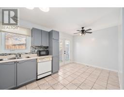 60 - 151 MARTINET AVENUE - 6