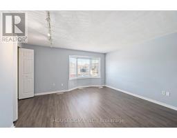 60 - 151 MARTINET AVENUE - 9