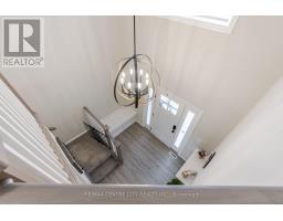 40 LIVINGSTONE DRIVE - 18
