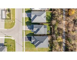 40 LIVINGSTONE DRIVE - 34