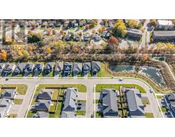 40 LIVINGSTONE DRIVE - 35