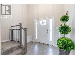 40 LIVINGSTONE DRIVE - 4