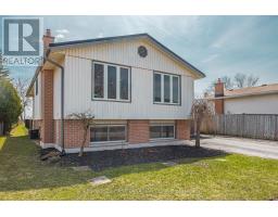40 BEXHILL DRIVE - 3