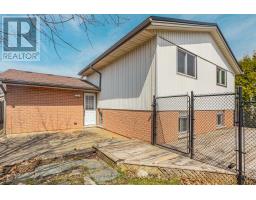 40 BEXHILL DRIVE - 32