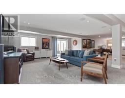 95 CIRCLEWOOD DRIVE - 30