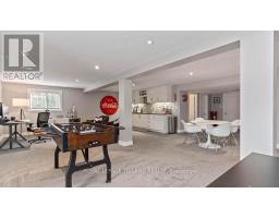 95 CIRCLEWOOD DRIVE - 32