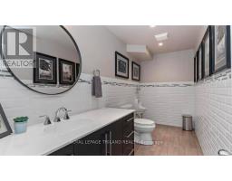 95 CIRCLEWOOD DRIVE - 35