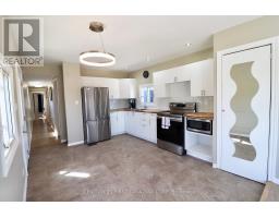 82 - 3100 DORCHESTER ROAD - 11