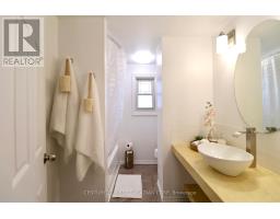82 - 3100 DORCHESTER ROAD - 17