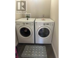 31 - 1030 OAKCROSSING GATE - 11