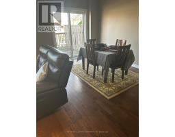 31 - 1030 OAKCROSSING GATE - 5