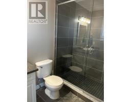 31 - 1030 OAKCROSSING GATE - 9