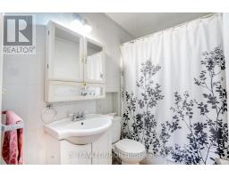 338 RIVERSIDE DRIVE - 23