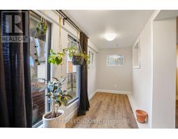 338 RIVERSIDE DRIVE - 31