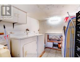 338 RIVERSIDE DRIVE - 34