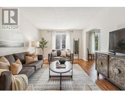 21 WINDING WAY CRESCENT - 10