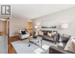21 WINDING WAY CRESCENT - 11