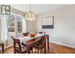 21 WINDING WAY CRESCENT - 14