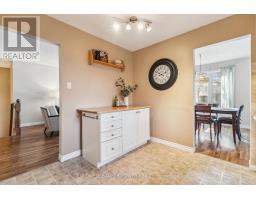 21 WINDING WAY CRESCENT - 20