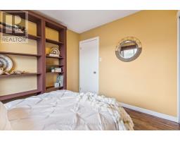 21 WINDING WAY CRESCENT - 24