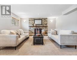 21 WINDING WAY CRESCENT - 32