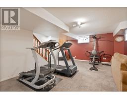 36 JUNIPER CRESCENT - 18