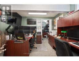 36 JUNIPER CRESCENT - 27