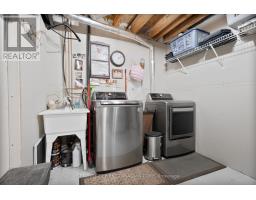 36 JUNIPER CRESCENT - 28