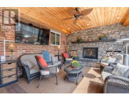 36 JUNIPER CRESCENT - 31