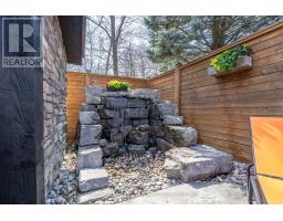 36 JUNIPER CRESCENT - 32