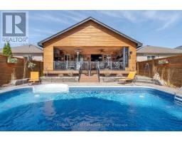 36 JUNIPER CRESCENT - 37