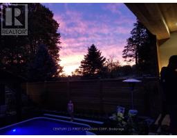 36 JUNIPER CRESCENT - 43