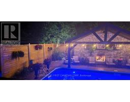 36 JUNIPER CRESCENT - 48