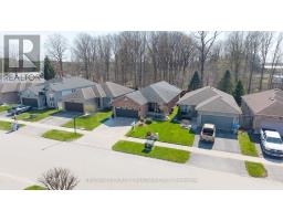 36 JUNIPER CRESCENT - 49