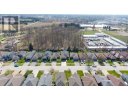 36 JUNIPER CRESCENT - 50