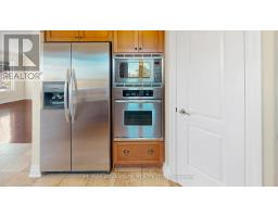 987 BYRONMANOR ROAD - 13