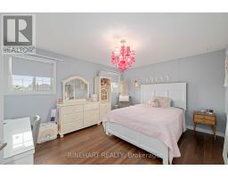 898 CRESTVIEW CRESCENT - 17