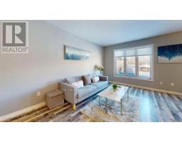 137 - 1061 EAGLETRACE DRIVE - 11