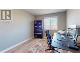 137 - 1061 EAGLETRACE DRIVE - 20