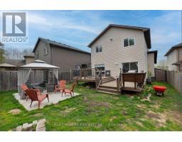 1980 FREDERICK CRESCENT - 24