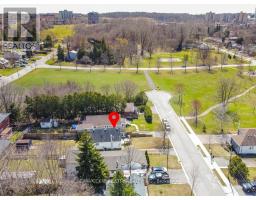 162 CHESTERFIELD AVENUE - 32