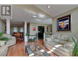544 DARCY DRIVE - 11