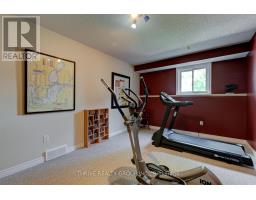 544 DARCY DRIVE - 43