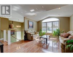 544 DARCY DRIVE - 8
