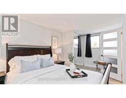 2 - 971 ADELAIDE STREET S - 17