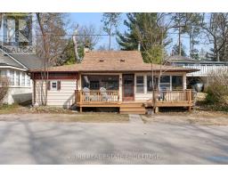 28 WOODWARD AVENUE - 34
