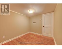 B - 101 WELLESLEY CRESCENT - 28
