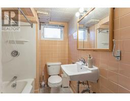 627 WALLACE STREET - 16