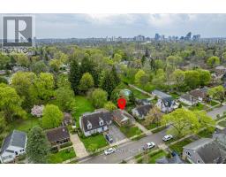 627 WALLACE STREET - 31